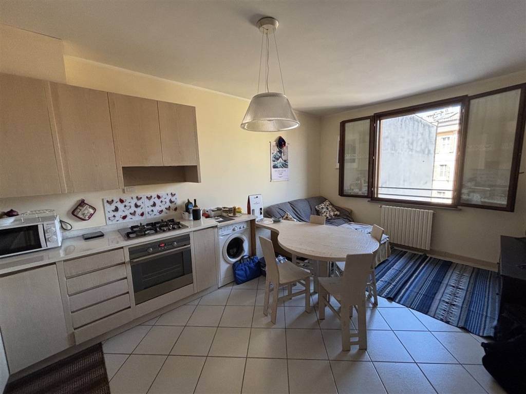 appartamento in vendita a Parma in zona Cittadella