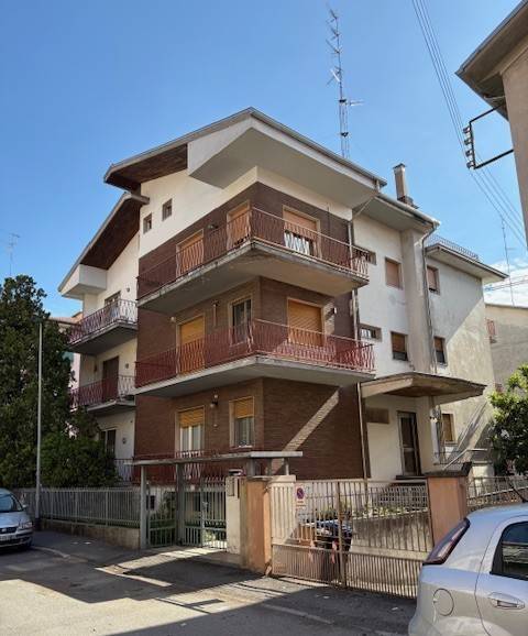 appartamento in vendita a Parma in zona Cittadella