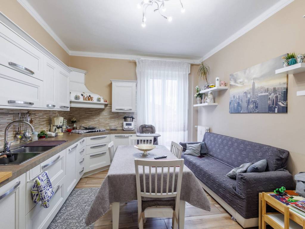 appartamento in vendita a Parma in zona Pablo