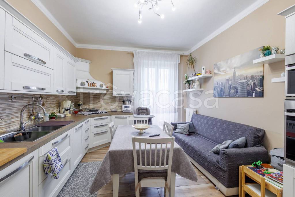 appartamento in vendita a Parma in zona Pablo
