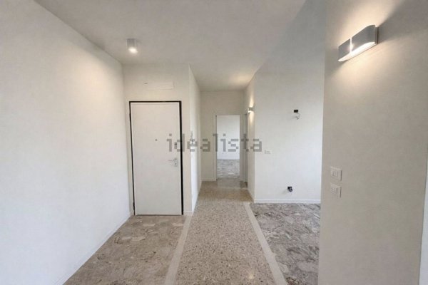 appartamento in vendita a Parma in zona Oltretorrente