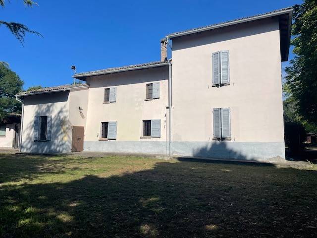 casa indipendente in vendita a Parma in zona Molinetto