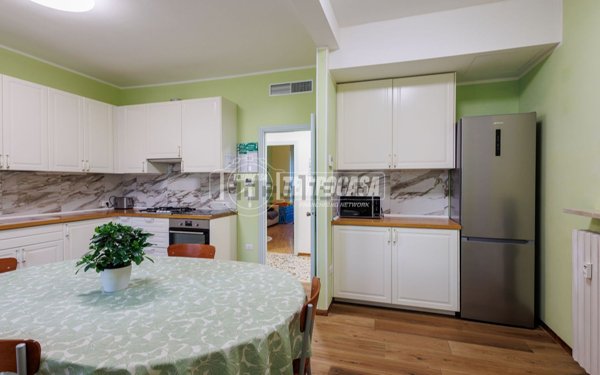 appartamento in vendita a Parma in zona San Lazzaro