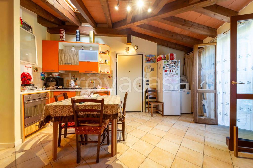 appartamento in vendita a Parma in zona Pablo