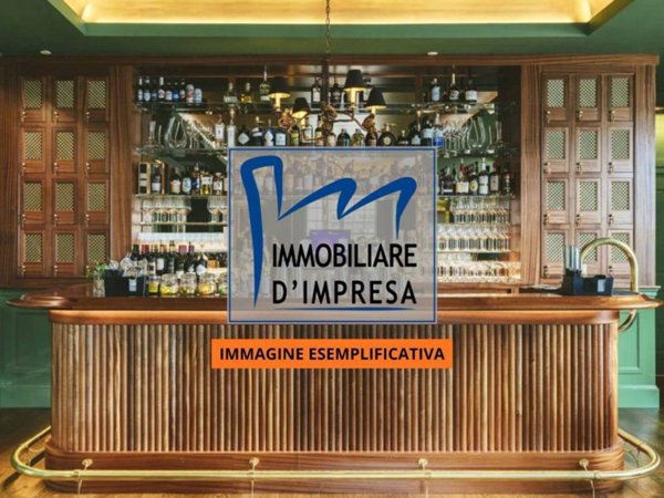 negozio in vendita a Parma in zona Centro Storico