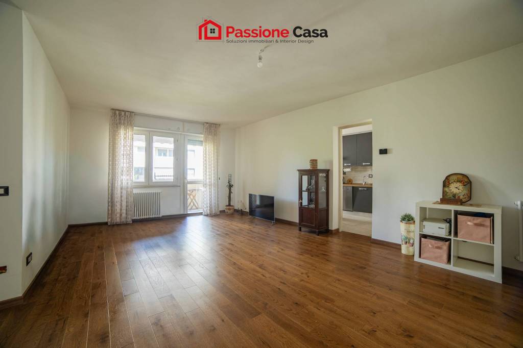 appartamento in vendita a Parma in zona Cittadella