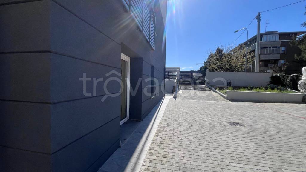 ufficio in vendita a Parma in zona Montanara