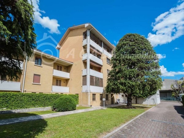 appartamento in vendita a Parma in zona Crocetta