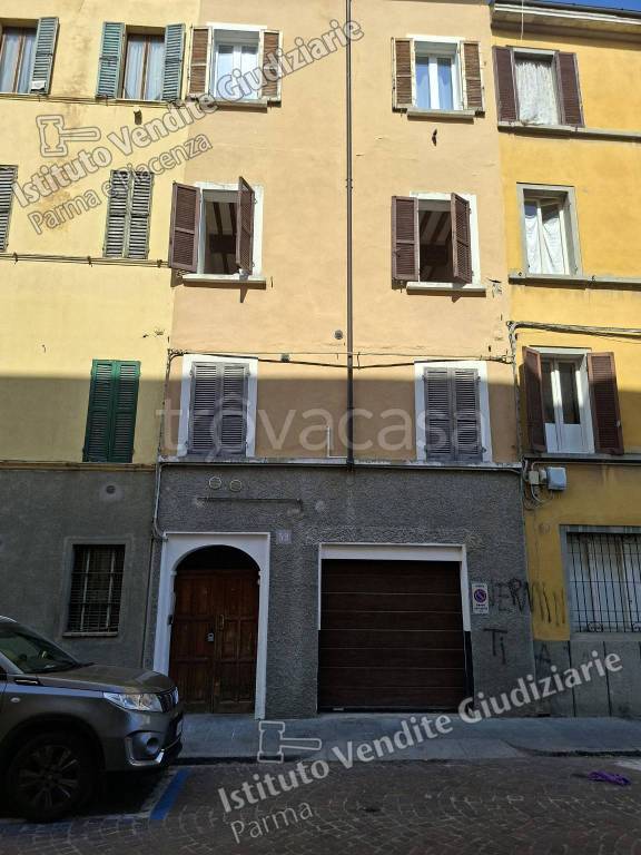 appartamento in vendita a Parma in zona Centro Storico