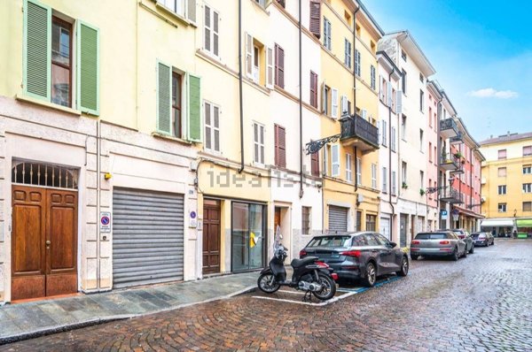 appartamento in vendita a Parma in zona Centro Storico