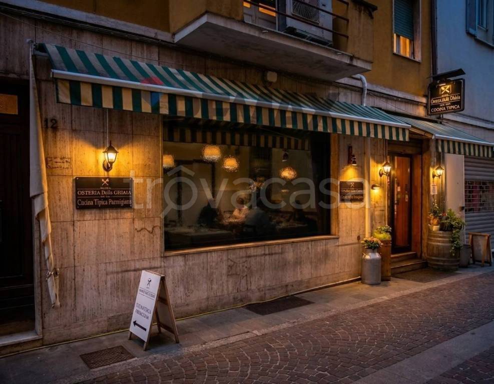 negozio in vendita a Parma in zona Centro Storico