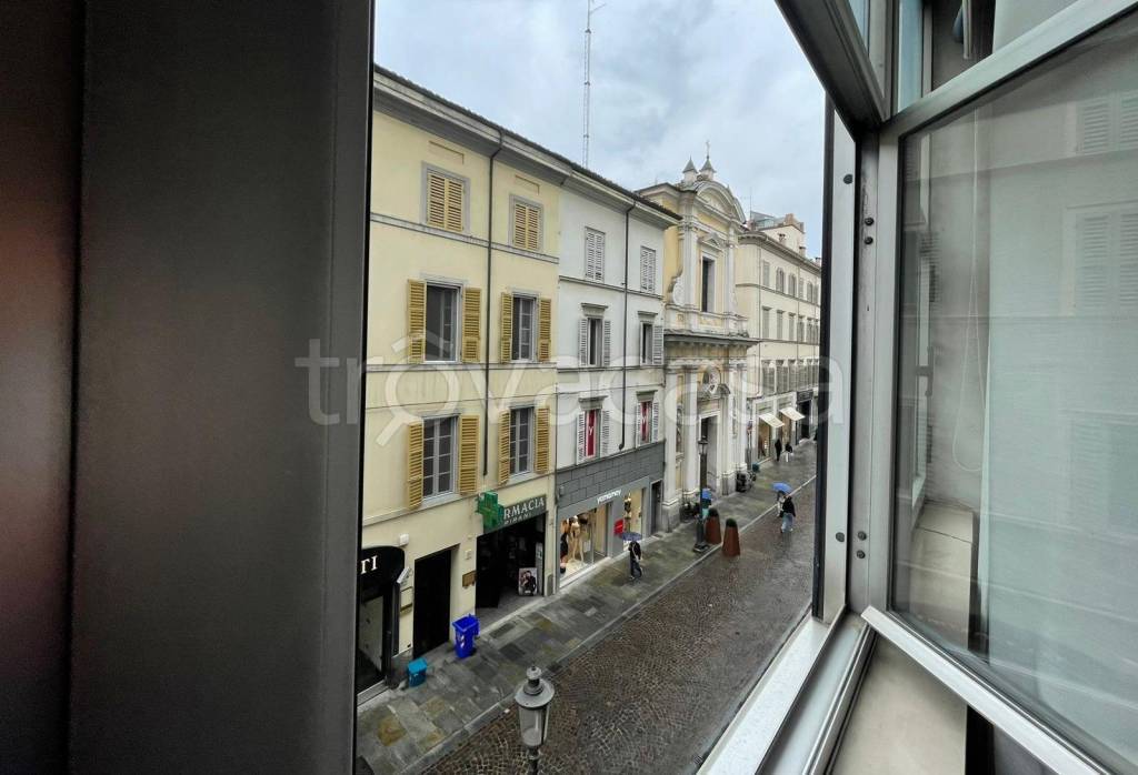 ufficio in vendita a Parma in zona Centro Storico