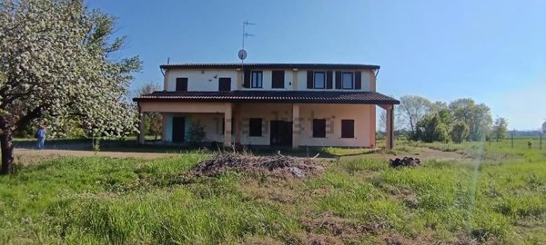appartamento in vendita a Parma in zona Lubiana