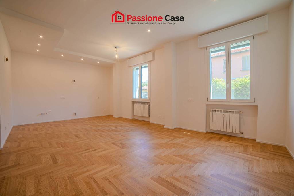appartamento in vendita a Parma in zona Cittadella