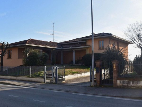 casa indipendente in vendita a Parma in zona Panocchia