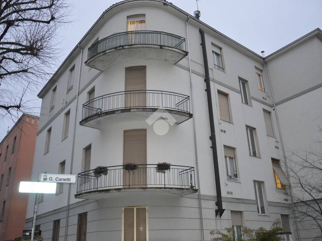appartamento in vendita a Parma in zona Montanara