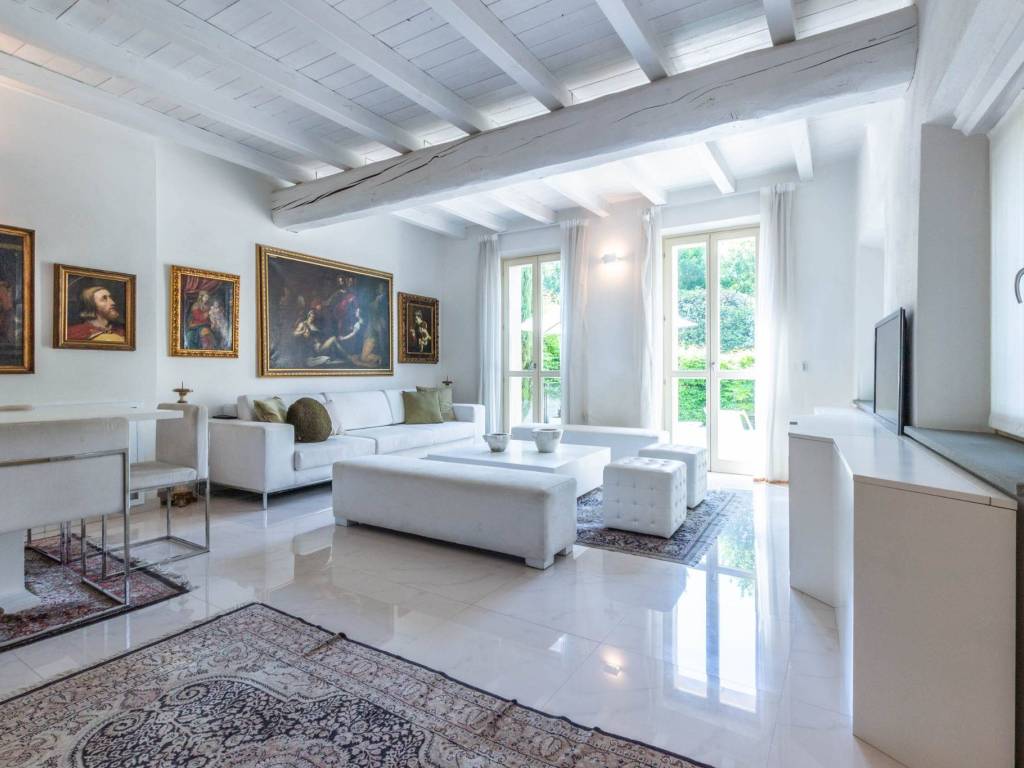 casa indipendente in vendita a Parma in zona Fognano