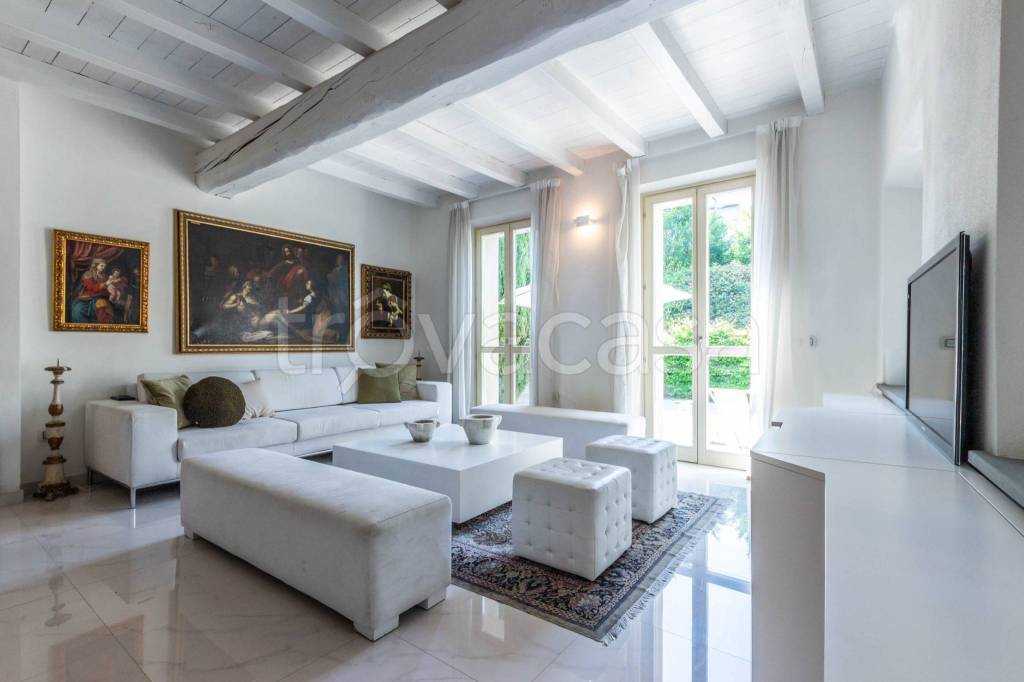 casa indipendente in vendita a Parma in zona Fognano