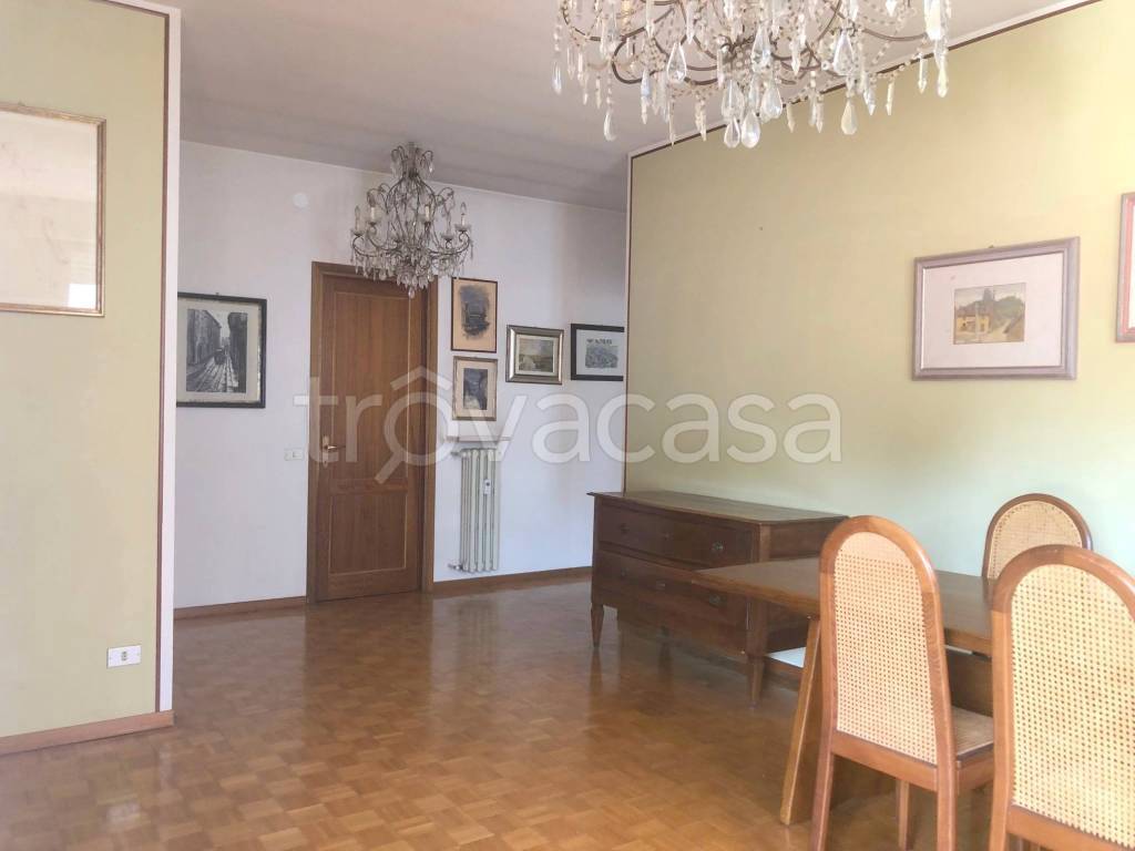 appartamento in vendita a Parma in zona San Lazzaro
