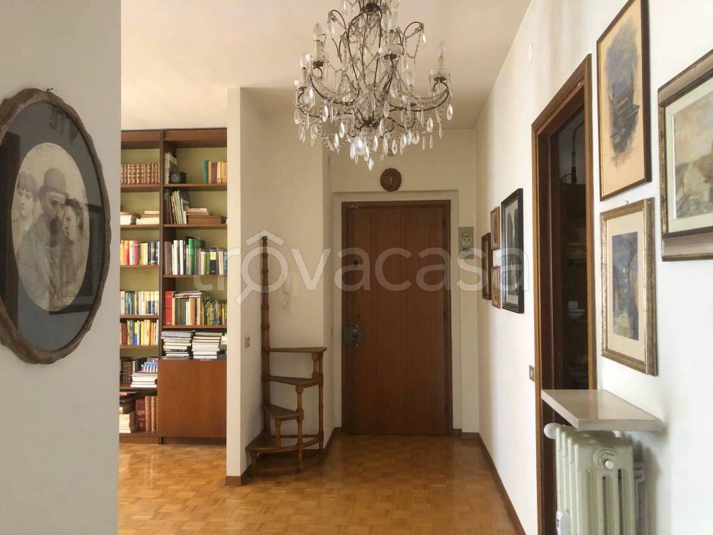 appartamento in vendita a Parma in zona San Lazzaro