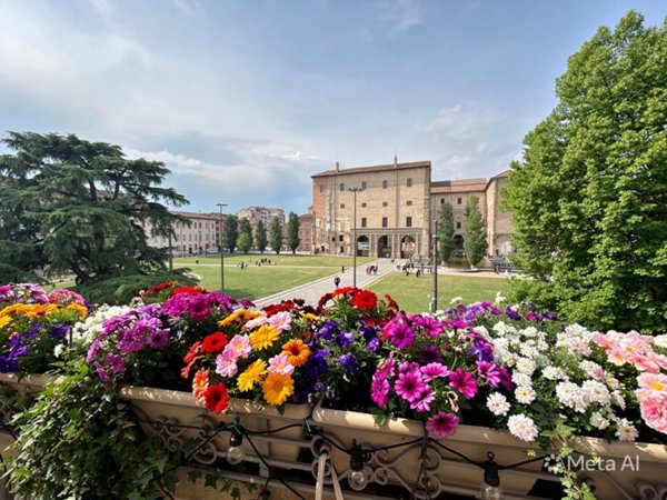 appartamento in vendita a Parma in zona Centro Storico