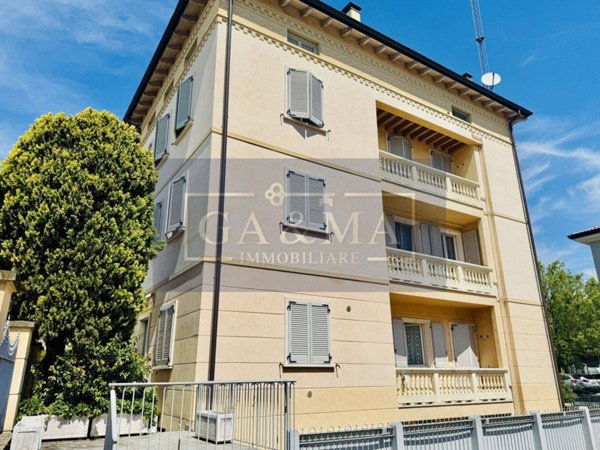 appartamento in vendita a Parma in zona Centro Storico