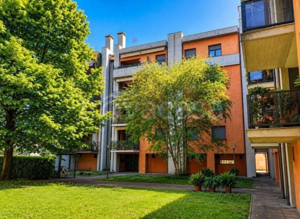 appartamento in vendita a Parma in zona San Lazzaro