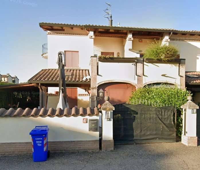 casa indipendente in vendita a Parma in zona Baganzola