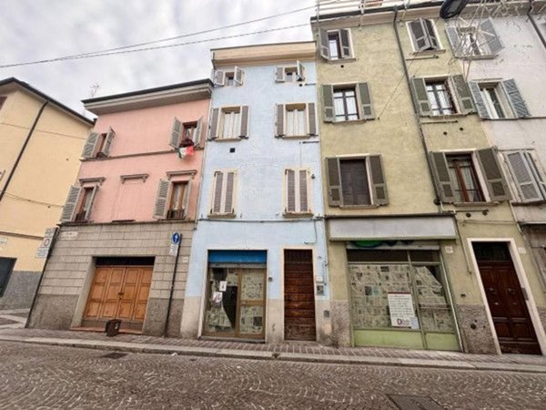 appartamento in vendita a Parma in zona Centro Storico