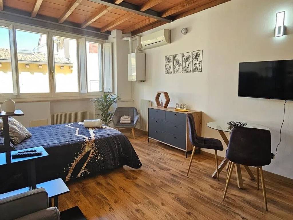 appartamento in vendita a Parma in zona Oltretorrente