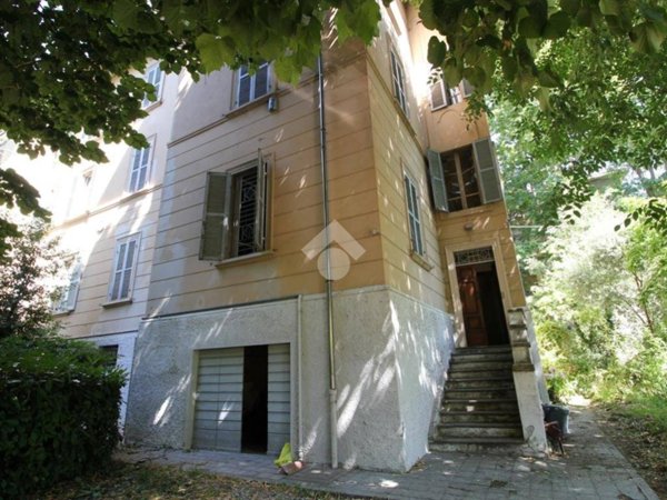 appartamento in vendita a Parma in zona Cittadella