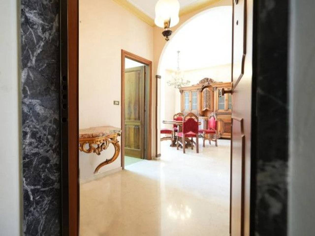 appartamento in vendita a Parma in zona Centro Storico