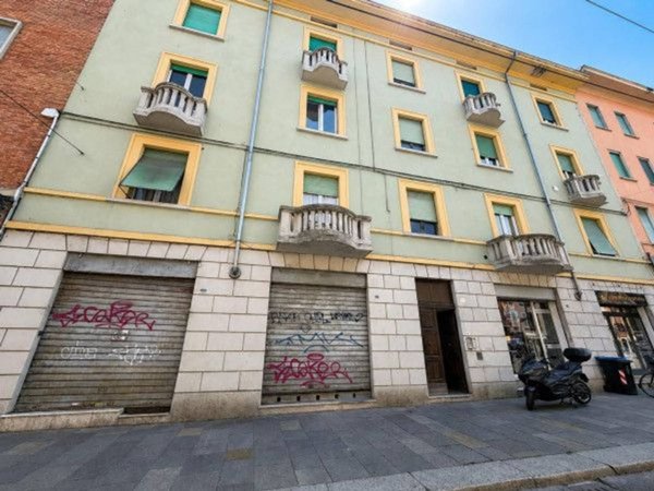 appartamento in vendita a Parma in zona Oltretorrente