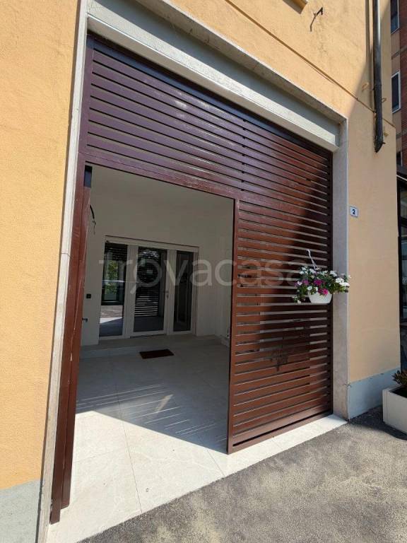 appartamento in vendita a Parma in zona Montanara