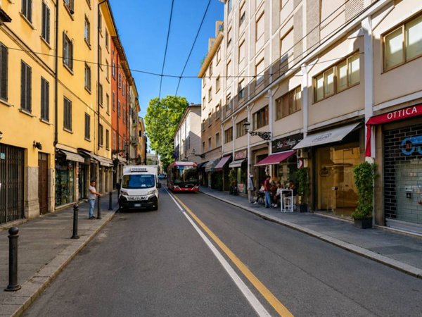 ufficio in vendita a Parma in zona Centro Storico