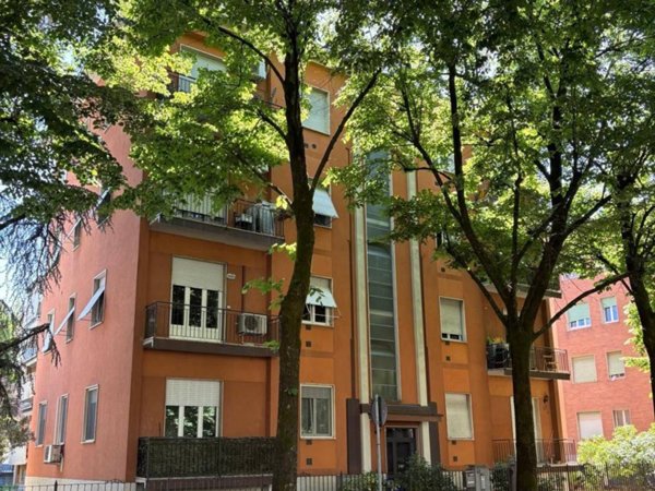 appartamento in vendita a Parma in zona Cittadella