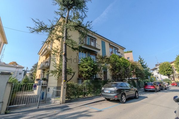 appartamento in vendita a Parma in zona Cittadella