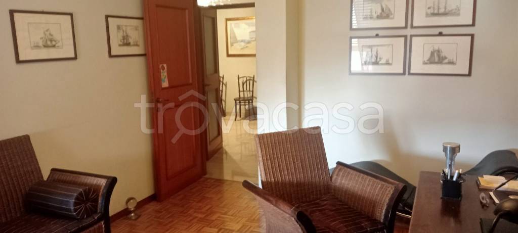 appartamento in vendita a Parma in zona Centro Storico