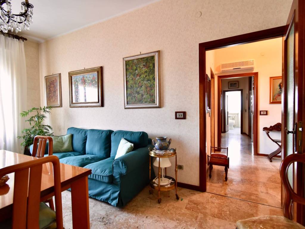 appartamento in vendita a Parma in zona San Lazzaro