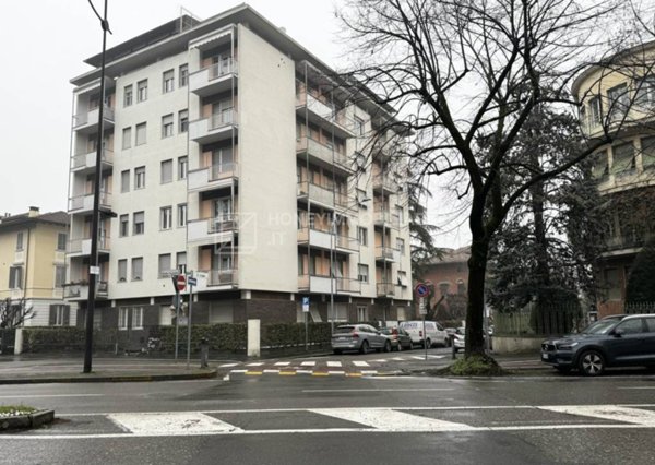 appartamento in vendita a Parma in zona Cittadella
