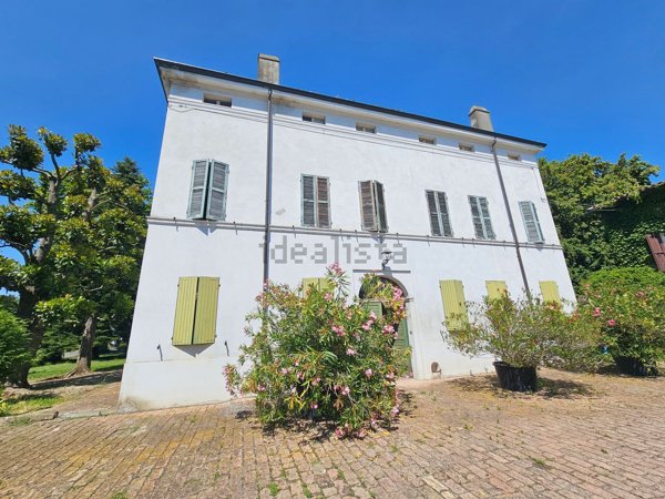 appartamento in vendita a Parma in zona Vicomero