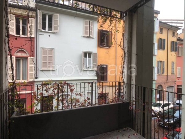 appartamento in vendita a Parma in zona Oltretorrente
