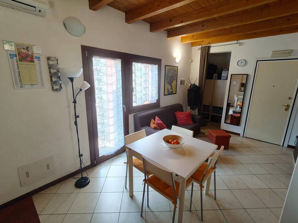 appartamento in vendita a Parma in zona Pablo