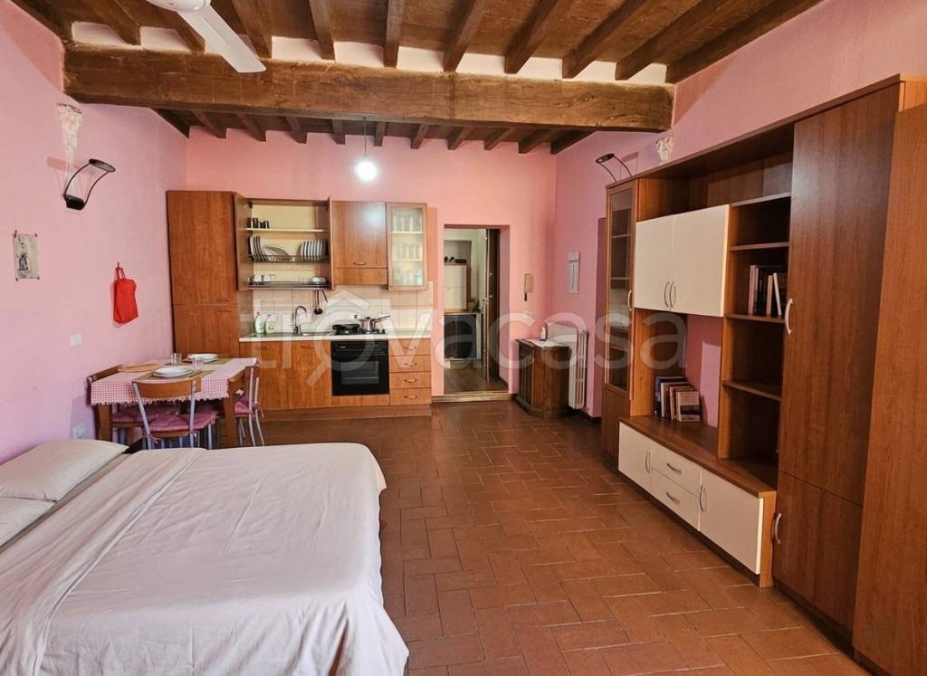 appartamento in vendita a Parma in zona Oltretorrente