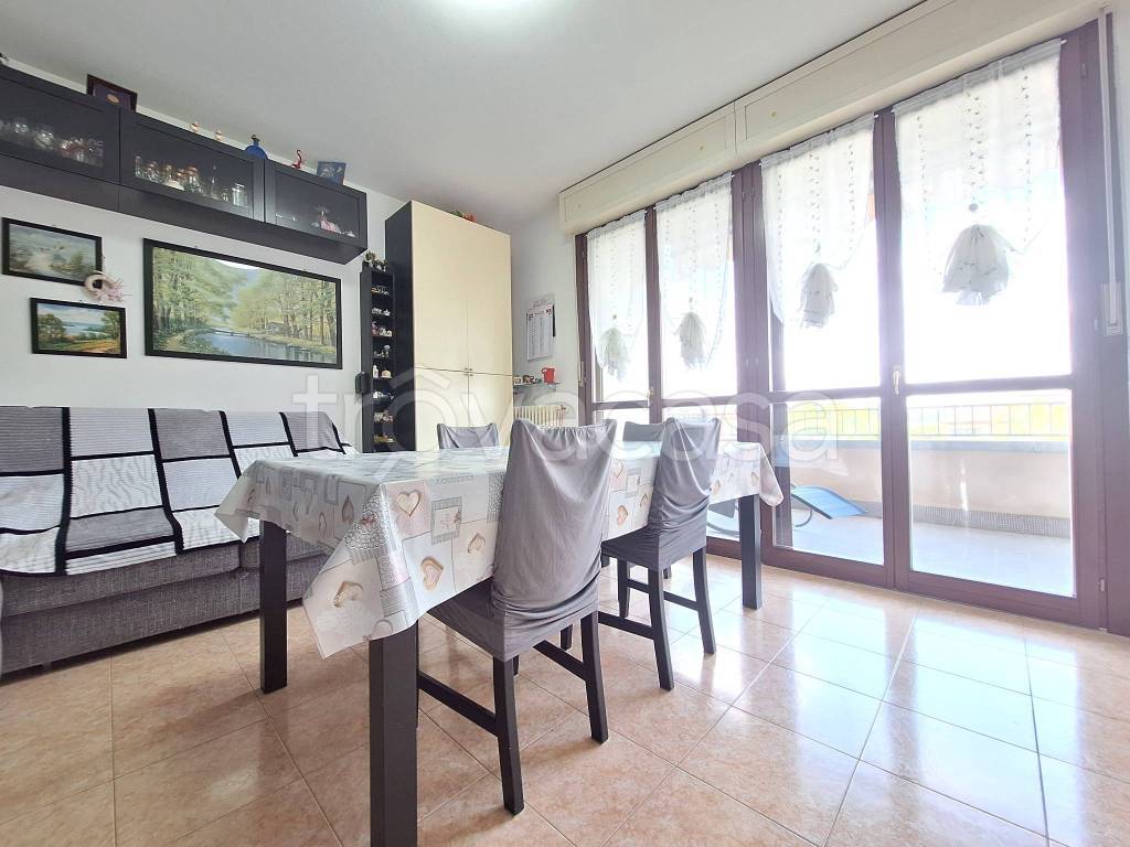 appartamento in vendita a Parma in zona Carignano