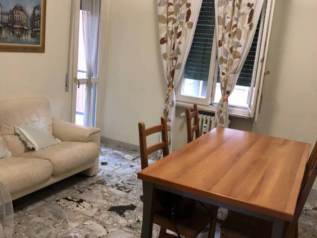 appartamento in vendita a Parma in zona Centro Storico