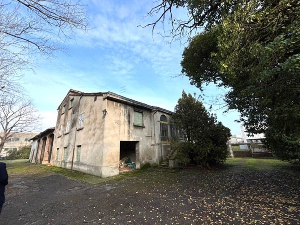 casa indipendente in vendita a Parma in zona San Leonardo