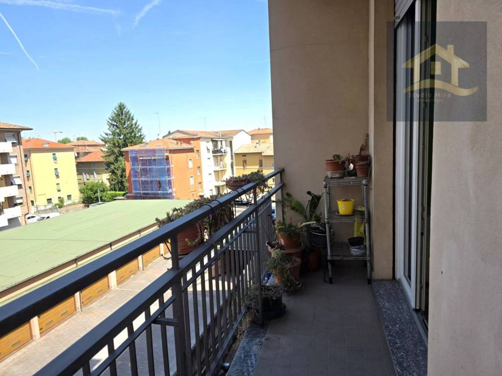 appartamento in vendita a Parma in zona San Leonardo