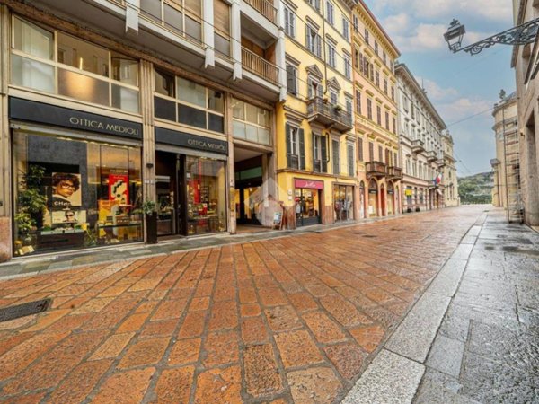 appartamento in vendita a Parma in zona Centro Storico