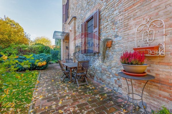 casa indipendente in vendita a Parma in zona Cittadella